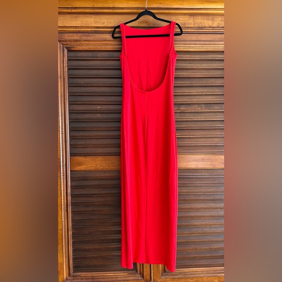 Susana Monaco
Low Back Side Slit Gown NWT Size Large - Picture 4 of 5